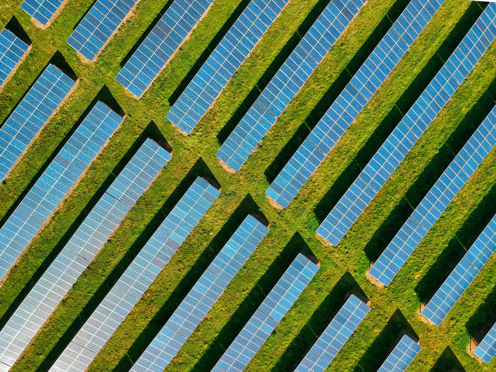 Renewable Energy: Issues in Grid Integration
